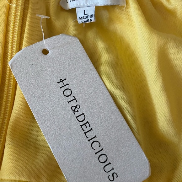 Jumpsuit Size M by Hot & Delicious. NWT - Picture 7 of 8